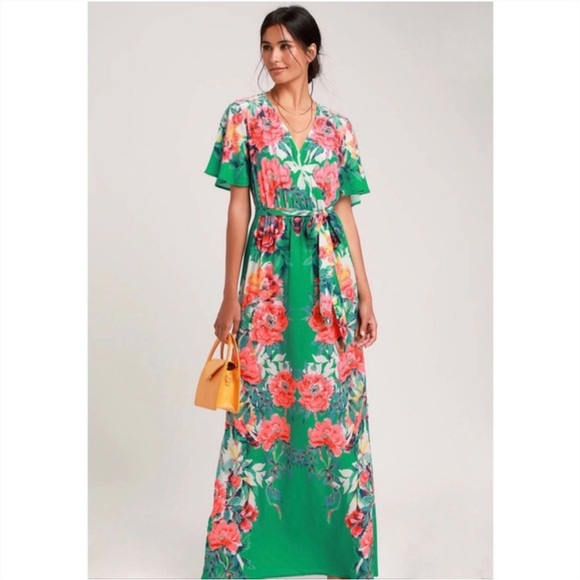 Lulus Dresses & Skirts - Lulus Green Floral maxi dress XL